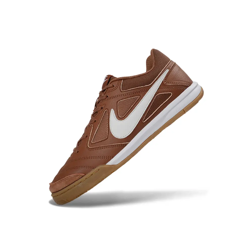 Chuteira Futsal Supreme x Nike SB Gato IC | Estética Premium