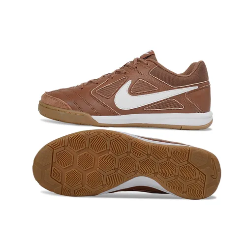 Chuteira Futsal Supreme x Nike SB Gato IC Marrom e Branco