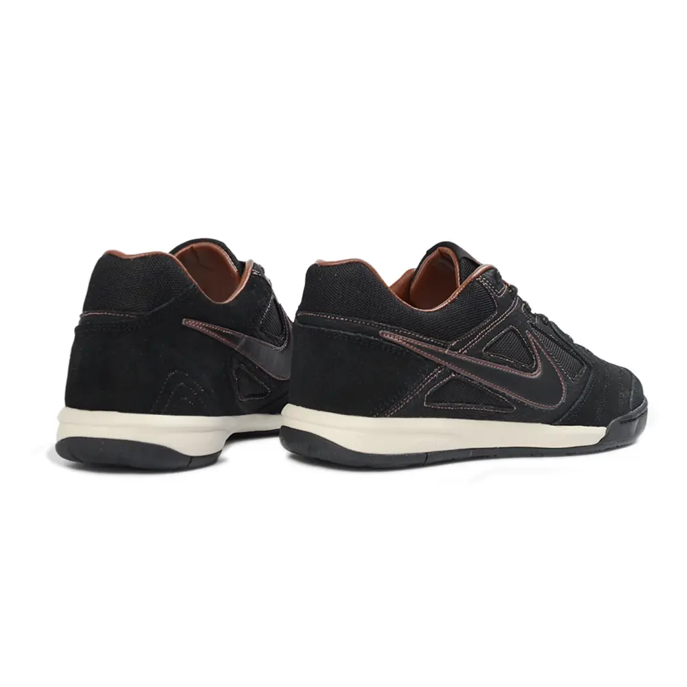 Chuteira Futsal Supreme x Nike SB Gato IC | Pele Natural