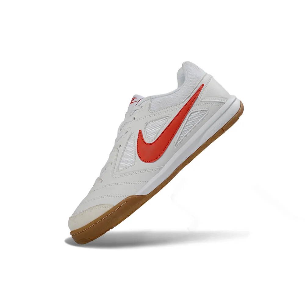 Chuteira futsal Supreme x Nike SB Gato IC | Elegância Urbana