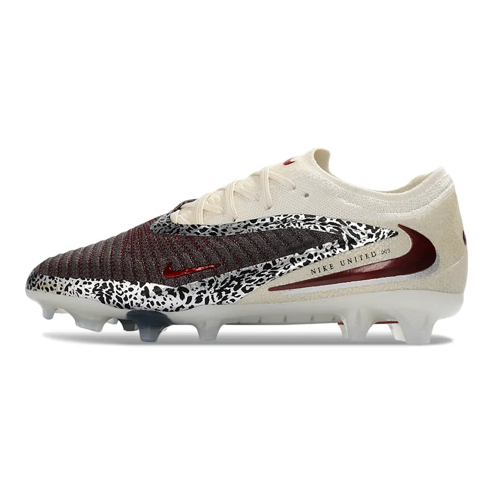 Chuteira Campo Nike Phantom GX 6 Elite FG Bege e Bordô