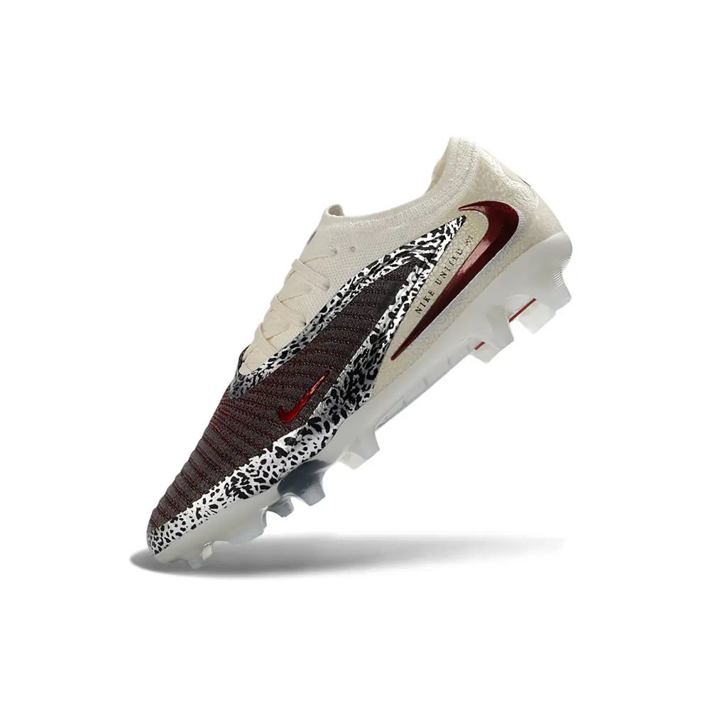 Chuteira Campo Nike Phantom GX 6 Elite FG Bege e Bordô