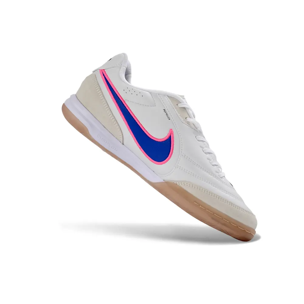 Nike Tiempo Street Gato IC | Estilo Urbano