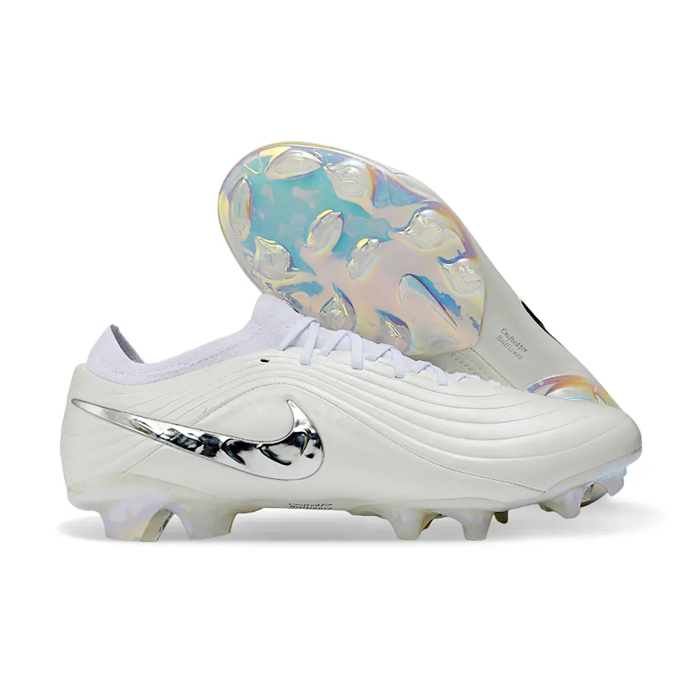 Chuteira Campo Nike Tiempo Maestro Elite FG Branco e Prata