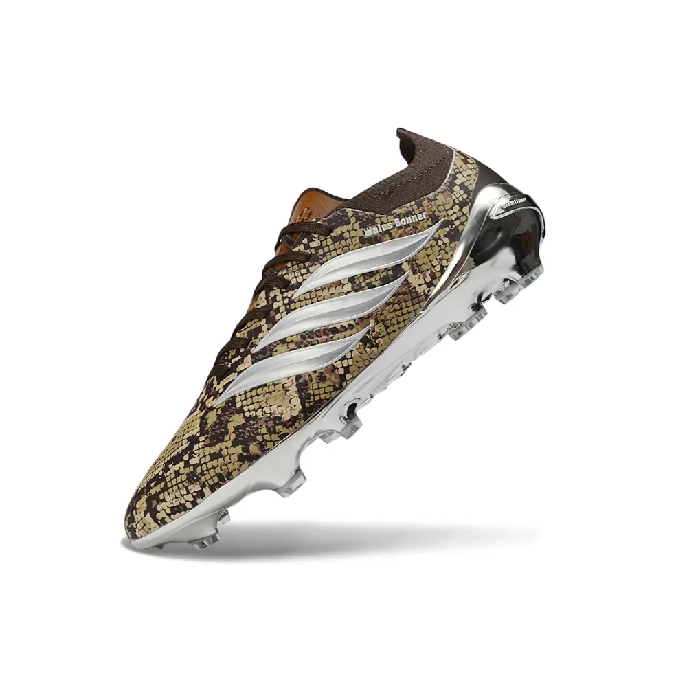 Chuteira Campo Adidas Predator 26 Elite FG Marrom e Prata