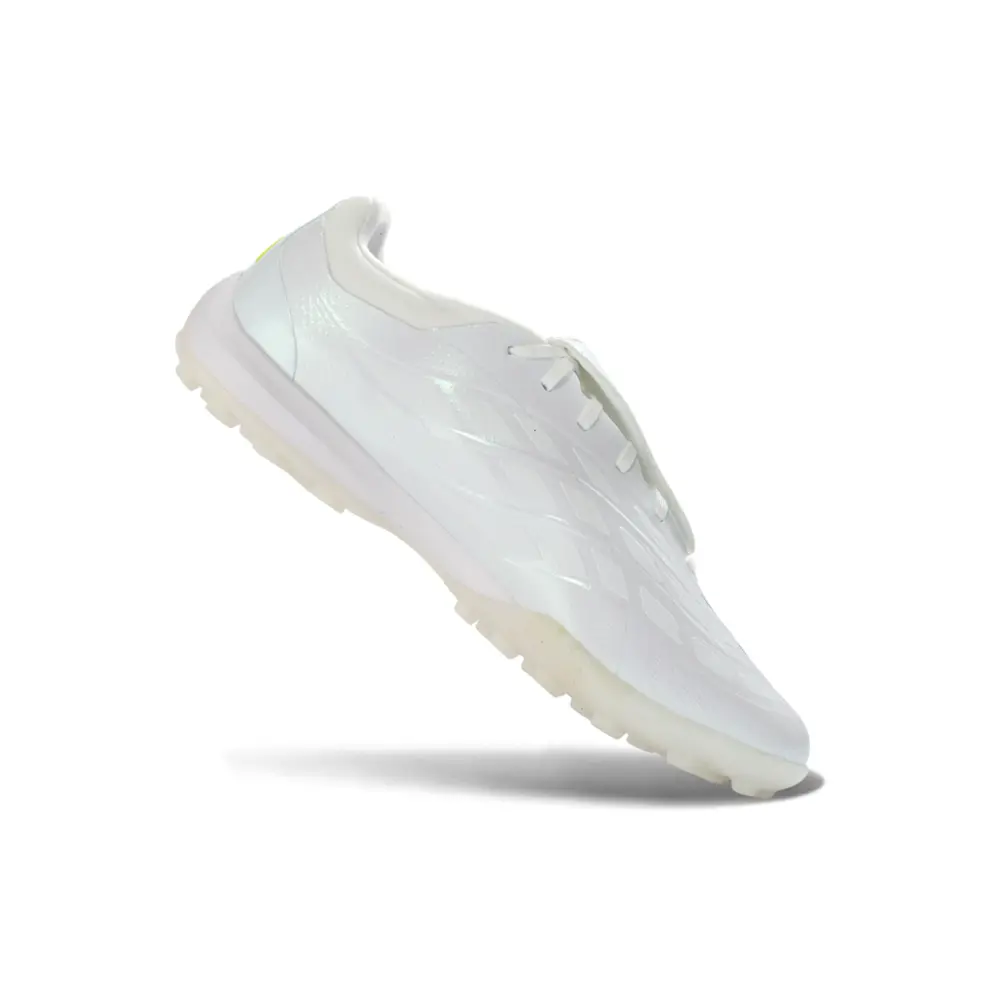 Chuteira Society Adidas Predator Tongue Elite 26 TF Branco e Colorido