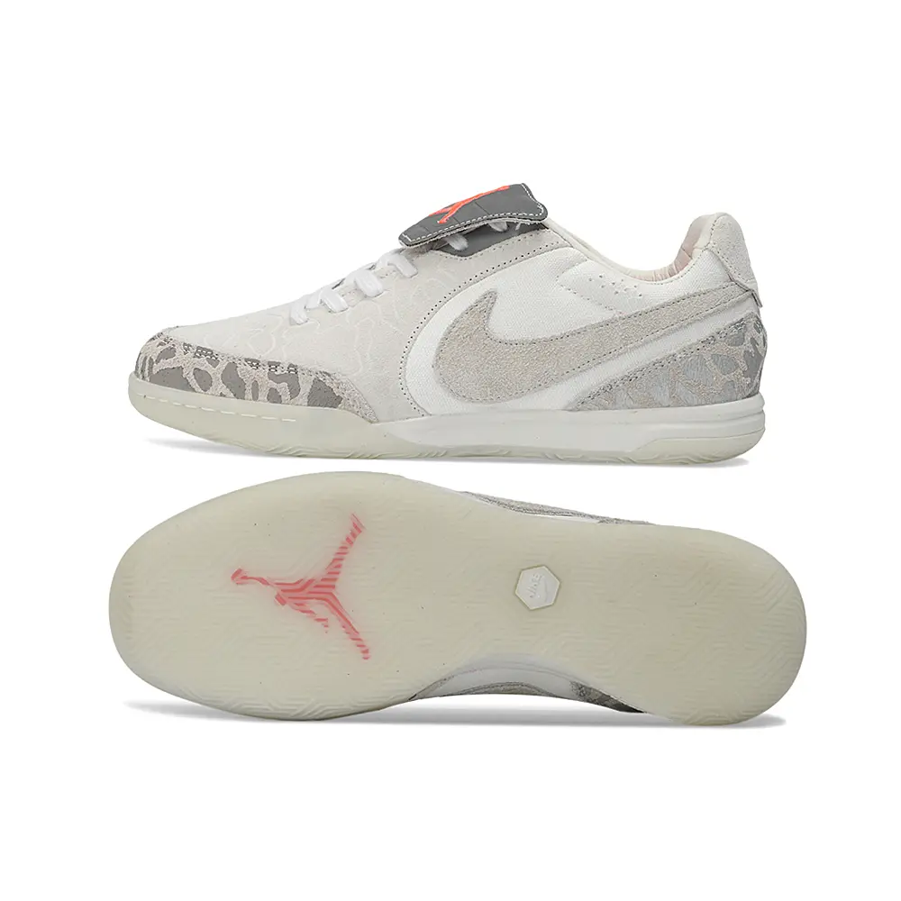 Chuteira Futsal Nike Tiempo Street Gato IC Bege e Cinza