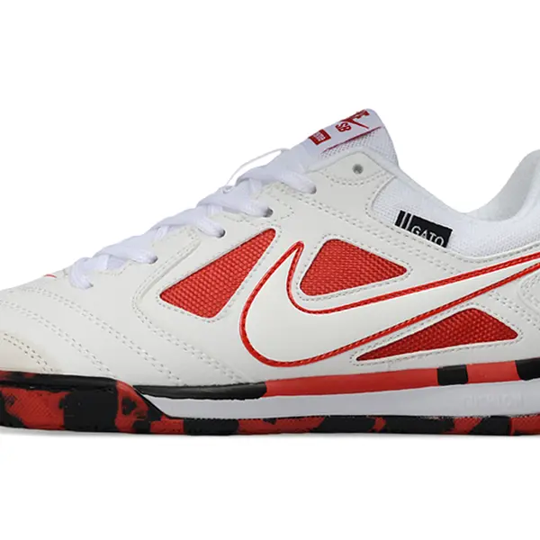 Chuteira Futsal Supreme x Nike SB Gato IC Branco, Vermelho e Preto