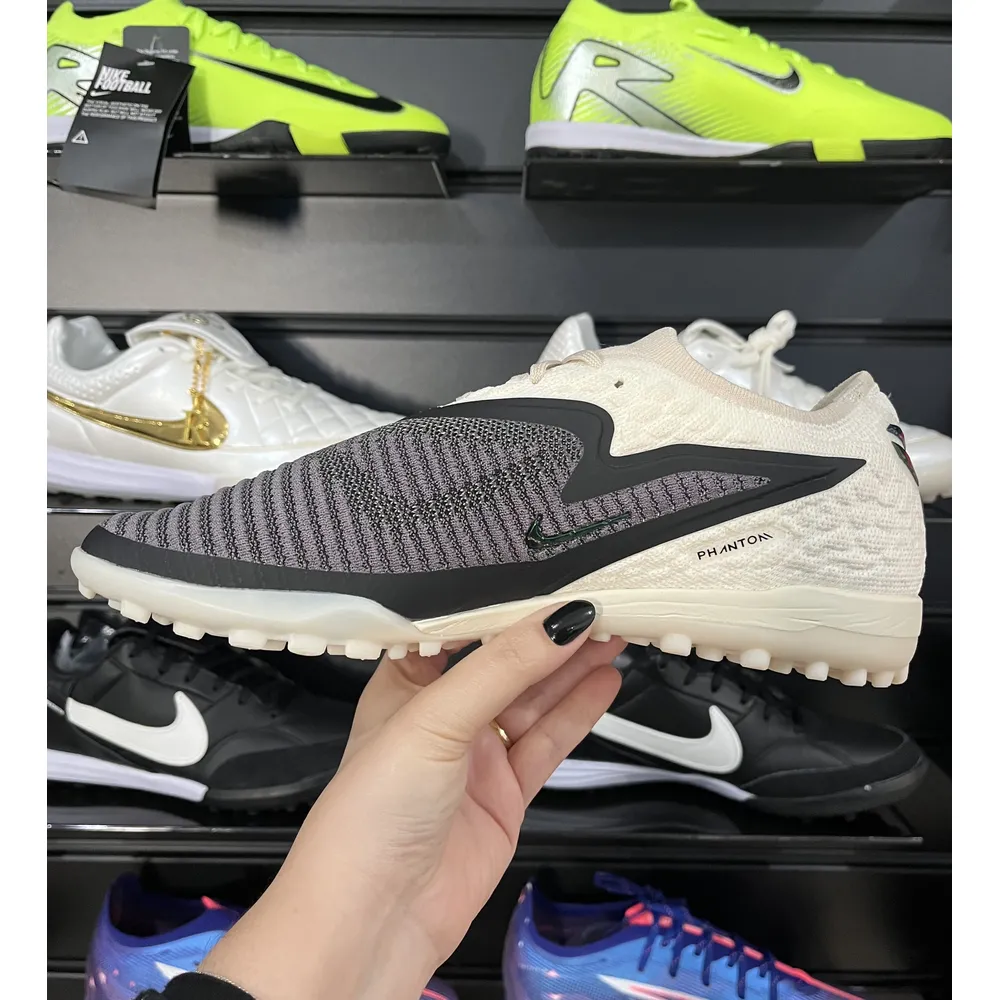 Chuteira Society Nike Phantom GX 6 Elite TF Bege, Preto e Verde 