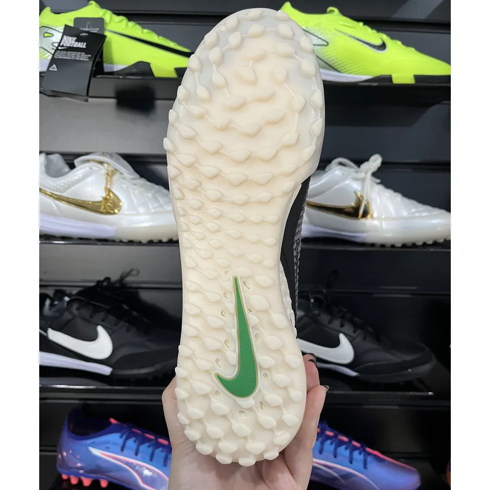 Chuteira Society Nike Phantom GX 6 Elite TF Bege, Preto e Verde 