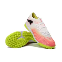 Chuteira Society Puma Future 9 TF Branco, Rosa e Verde - imagem 4