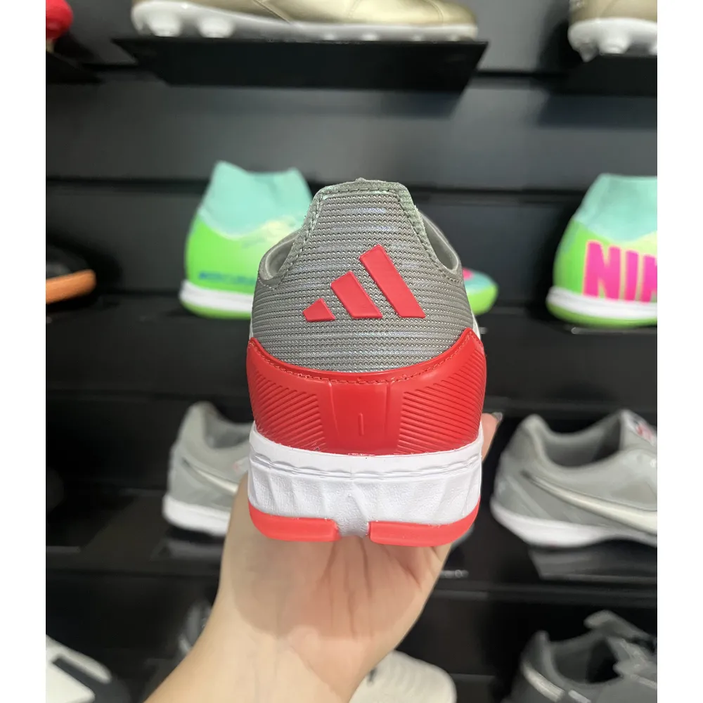 Chuteira Society Adidas F50 TF Branca, Cinza e Vermelha - Pronta Entrega