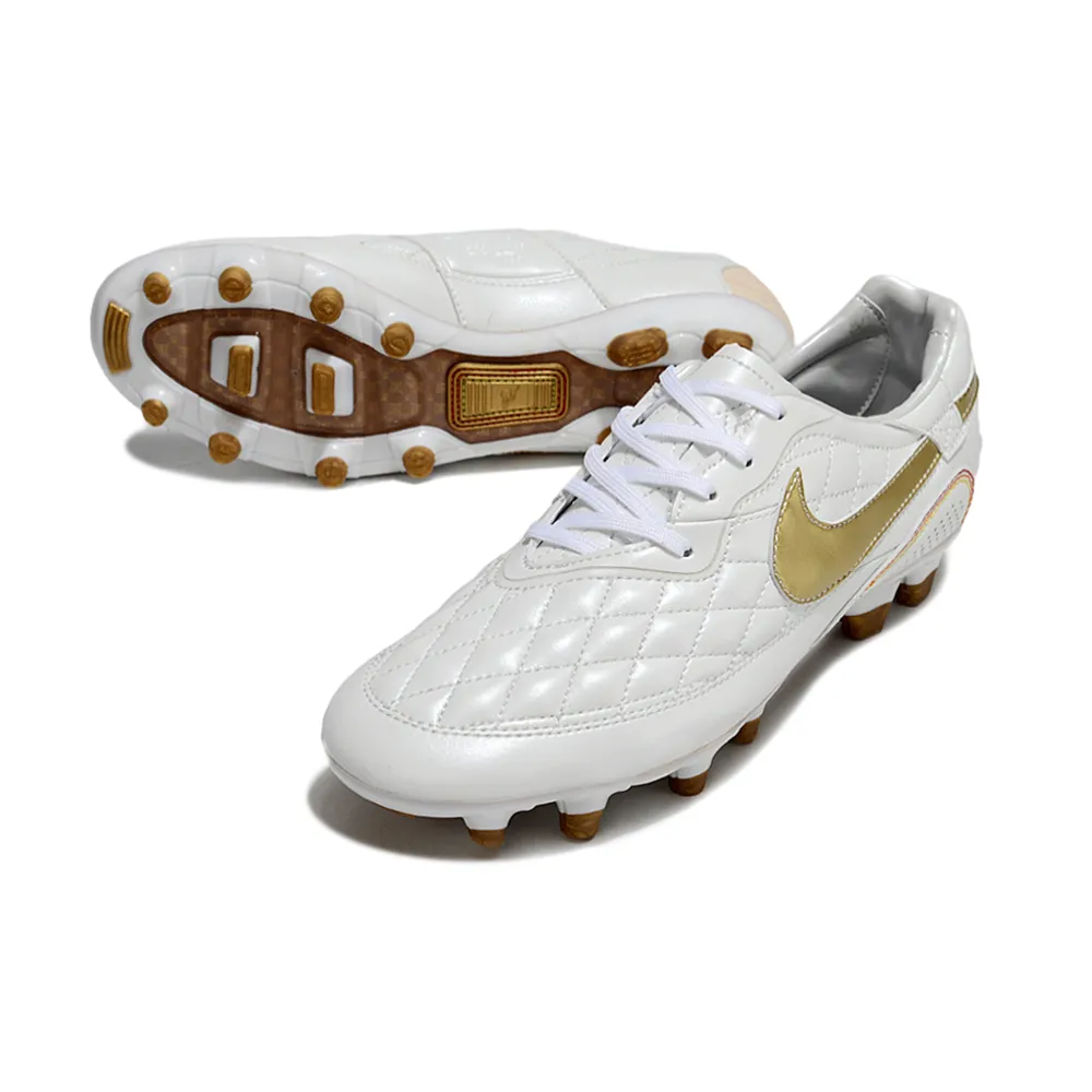 Chuteira Campo Nike Retrô Tiempo Legend R10 Elite Branco e Dourado