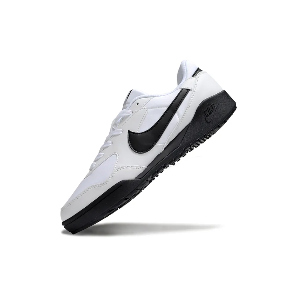 Chuteira Society Nike Terra Manta TF Branco e Preto