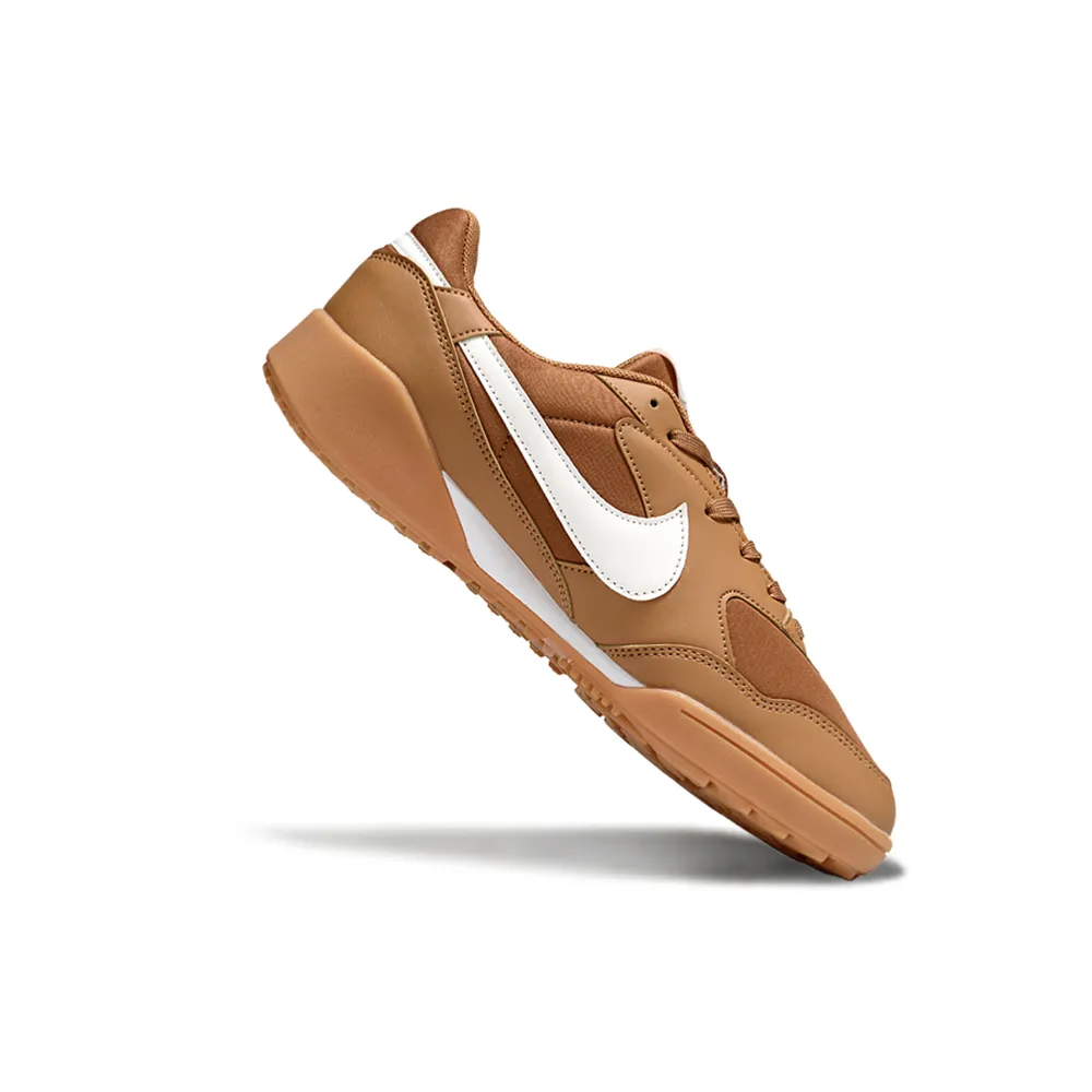 Chuteira Society Nike Terra Manta TF Marrom