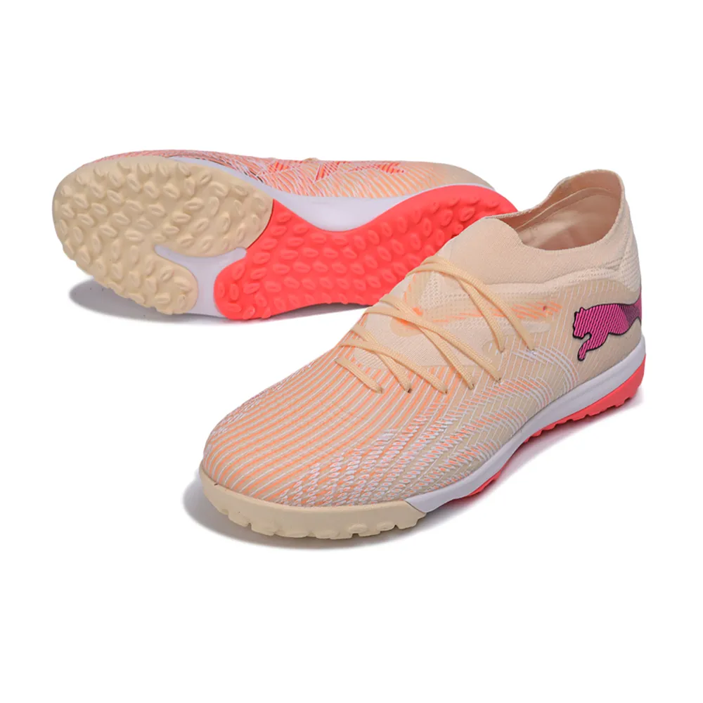 Chuteira Society Puma Future 9 TF Bege e Rosa