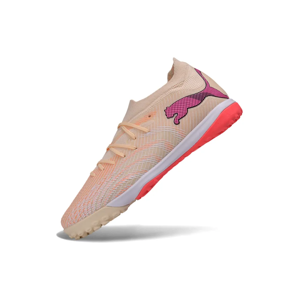 Chuteira Society Puma Future 9 TF Bege e Rosa