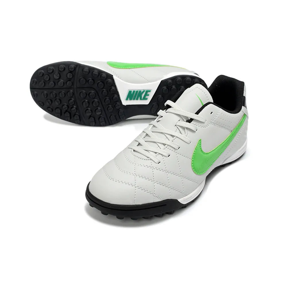 Chuteira Society Nike Tiempo Ligeira V TF Branco e Verde