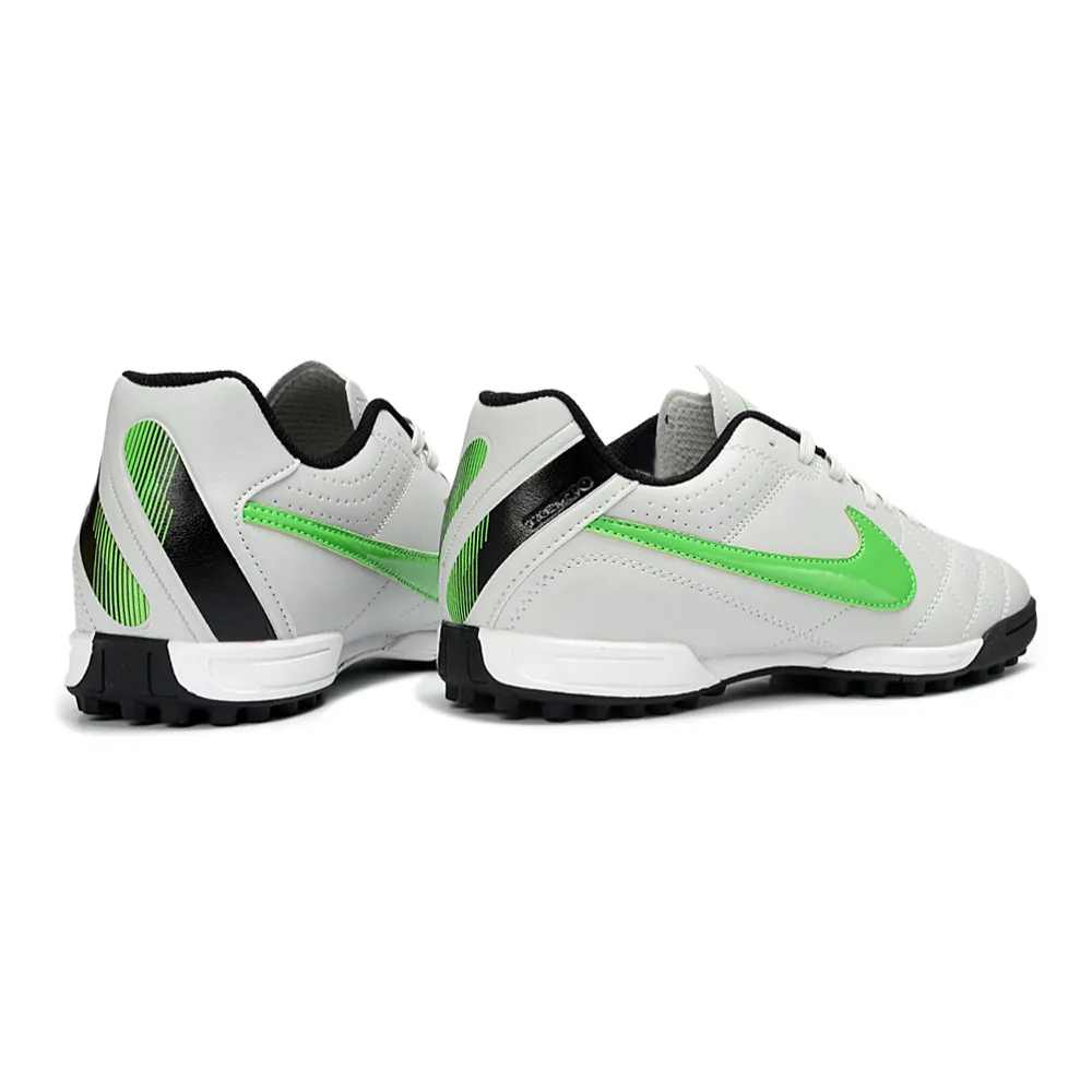Chuteira Society Nike Tiempo Ligeira V TF Branco e Verde