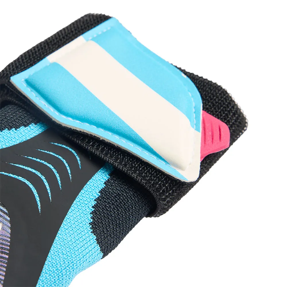 Luva de Goleiro Adidas Predator Preto, Azul e Rosa
