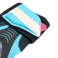 Luva de Goleiro Adidas Predator Preto, Azul e Rosa - imagem 7