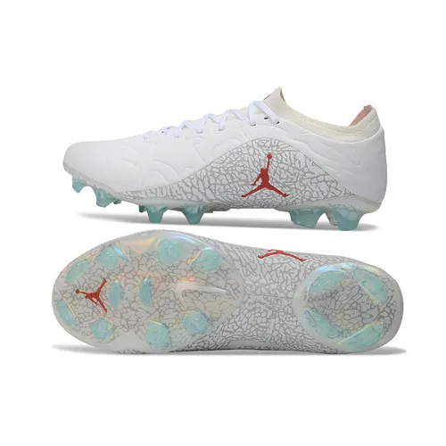 Chuteira Campo Nike Tiempo Maestro Elite FG Branco