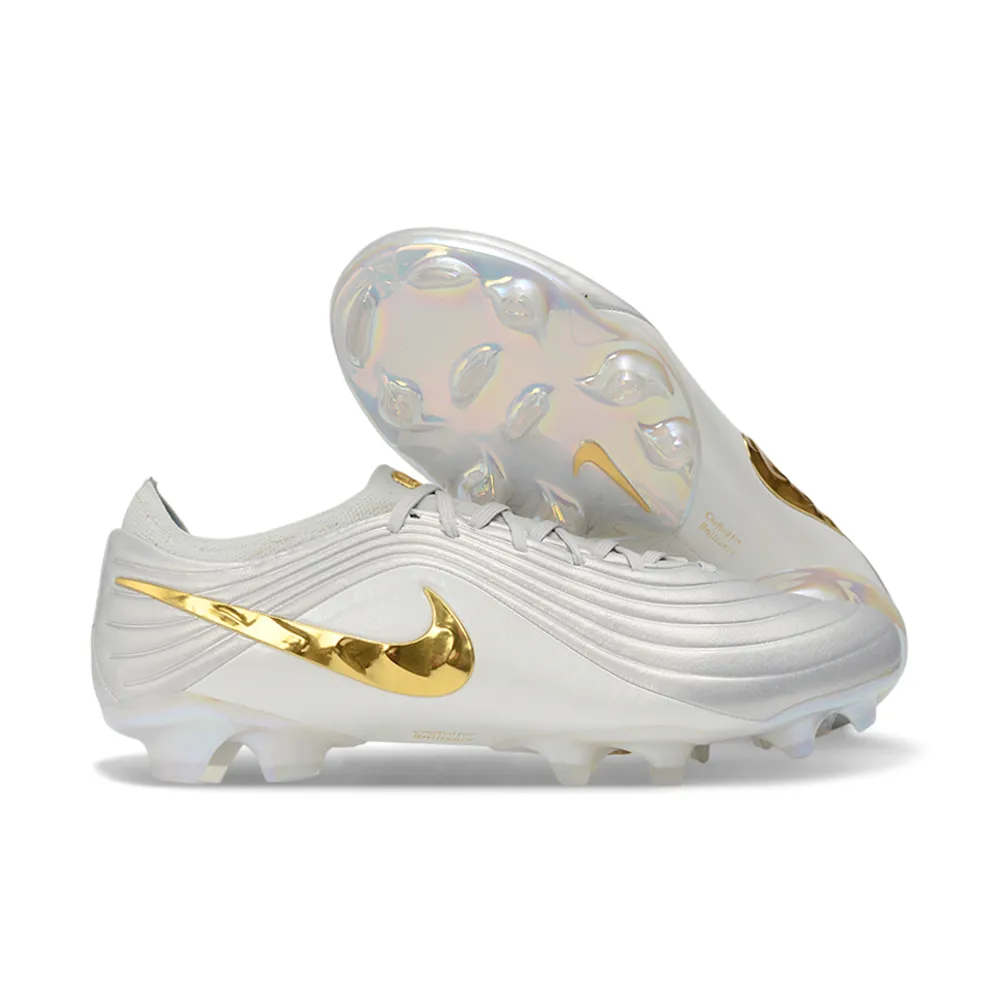 Chuteira Campo Nike Tiempo Maestro Elite FG Branco e Dourado