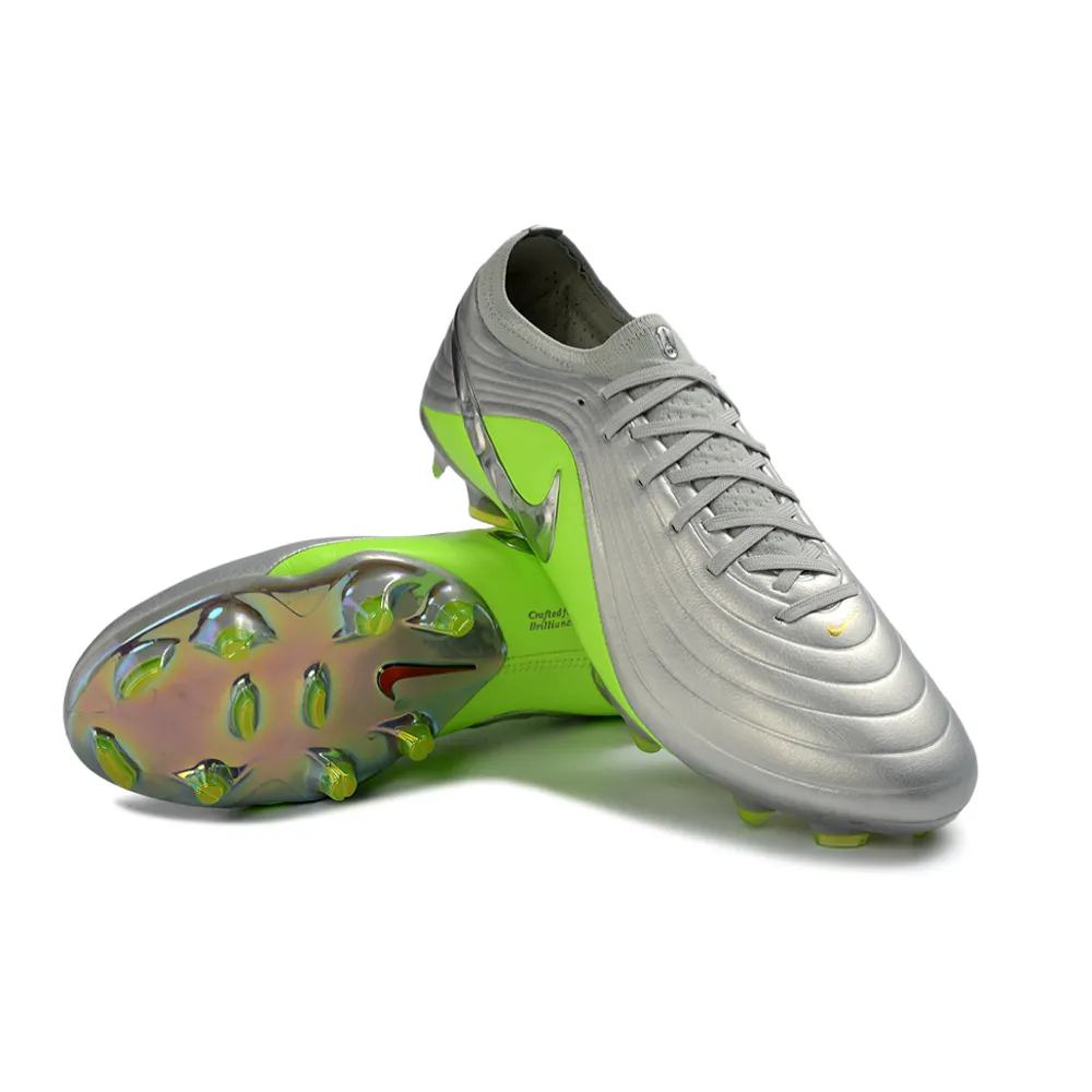 Chuteira Campo Nike Tiempo Maestro Elite FG Prata e Verde