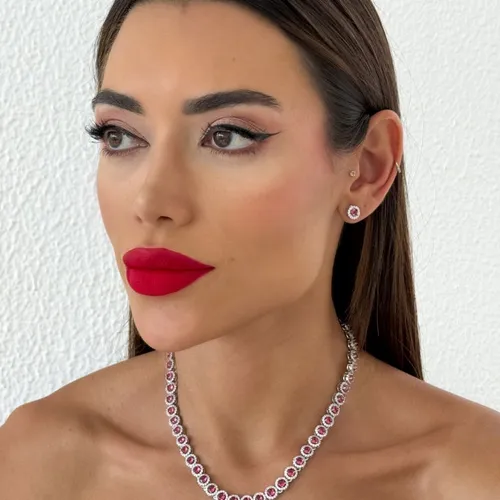 Conjunto Colar e Brinco Folheado a Ouro 18k e Prata Circulos Trabalhados em Zirconia