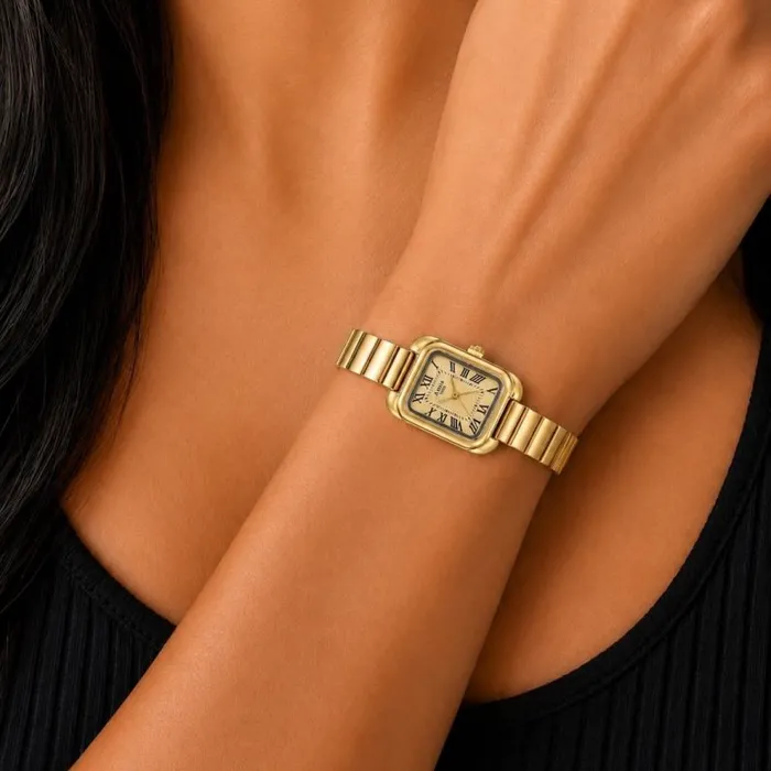 Relógio Maiara - Design Dourado
