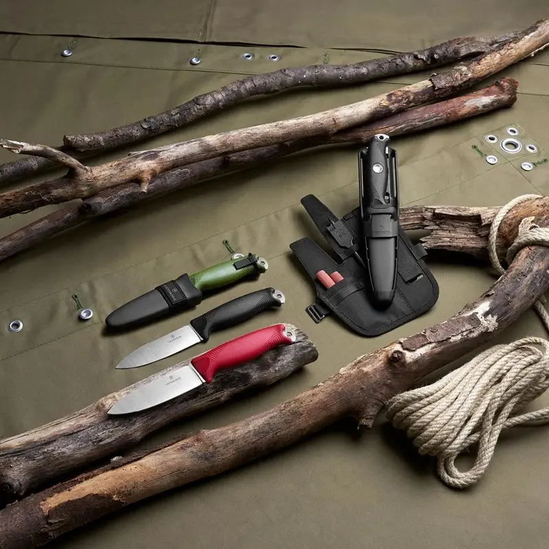 Faca de Caça Victorinox Venture Preta