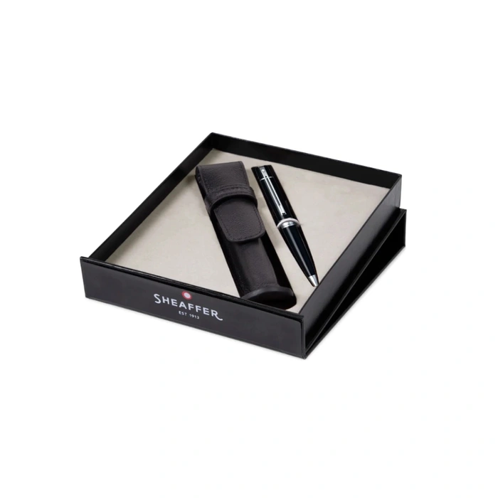 Gift Set Sheaffer 300 – Caneta Esferográfica Preto Brilhante com Acabamento Cromado + Porta-Caneta em Couro Legítimo