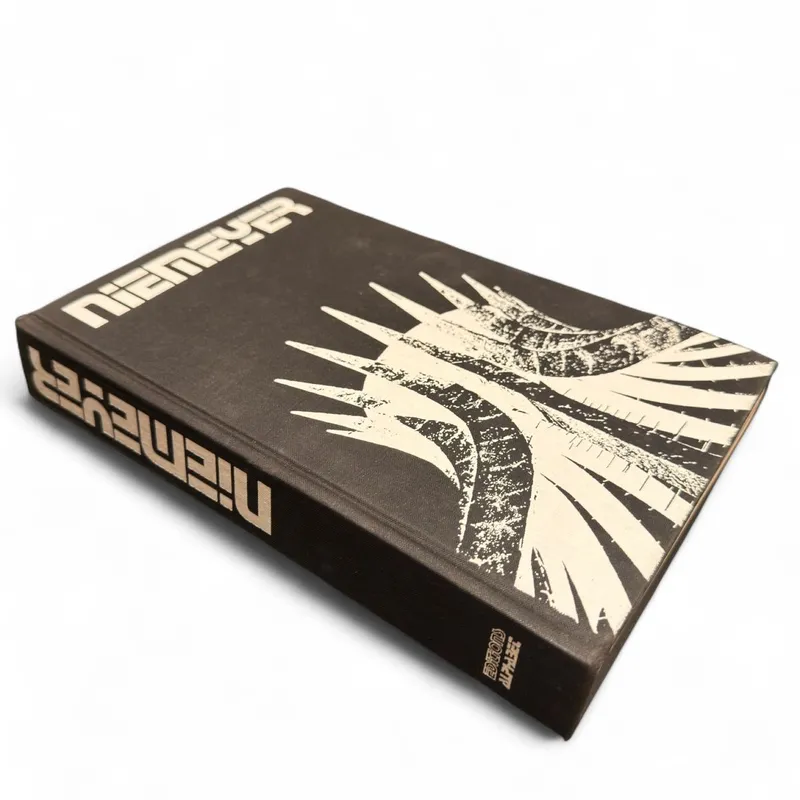 Livro Niemeyer — Luce Wilquin & André Delcourt (Éditions Alphabet, 1977) — Francês — Capa dura