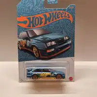 Hot Wheels – 56º Aniversário Pearl & Chrome ’87 Ford Sierra Cosworth (1/6) - imagem 2
