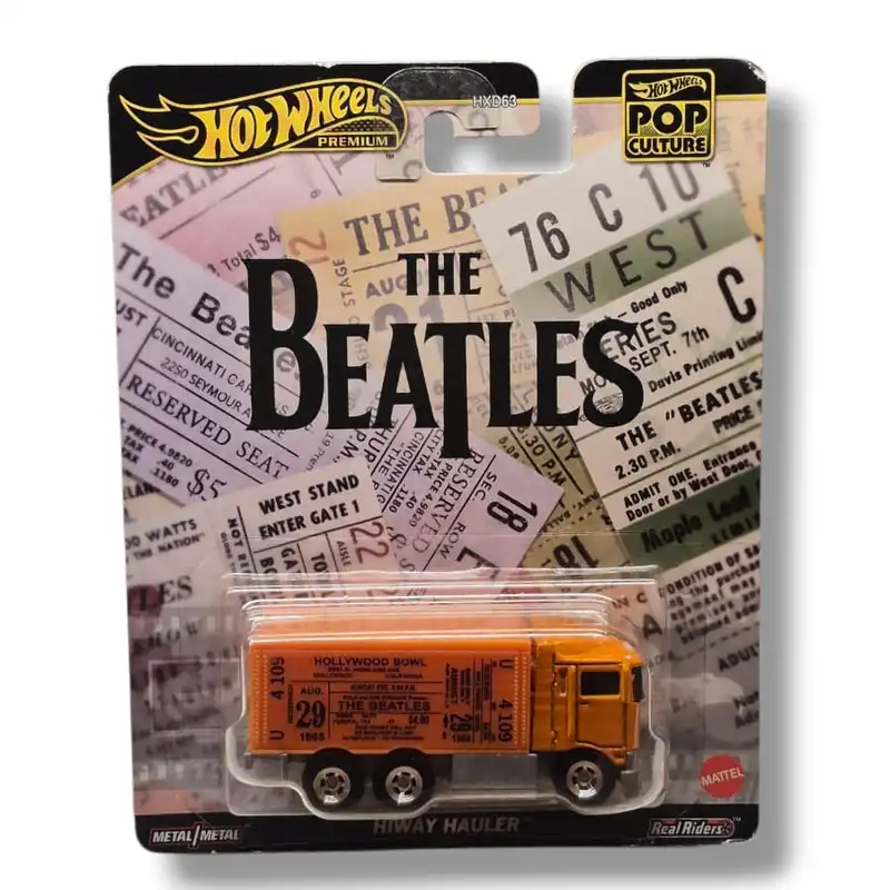 Hot Wheels Premium – Pop Culture The Beatles Hiway Hauler – Real Riders