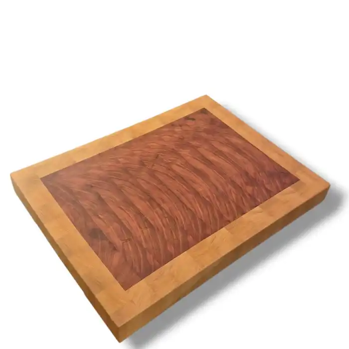 Tábua End Grain Marfim e Pau-Ferro – Moldura Clara com Centro Escuro (36,5×29×3,5 cm)
