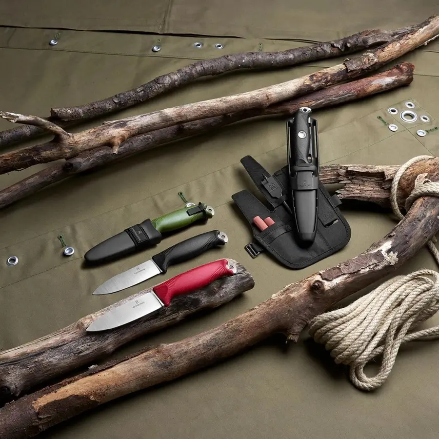 Faca de Caça Victorinox Venture Preta