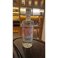 Cachaça Libertas Jequitibá-Rosa – 750 ml - imagem 1