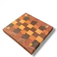 Tábua End Grain “Trama Geométrica” – Marfim, Pau-Ferro e Ipê-Roxo (22×24 cm) - imagem 2