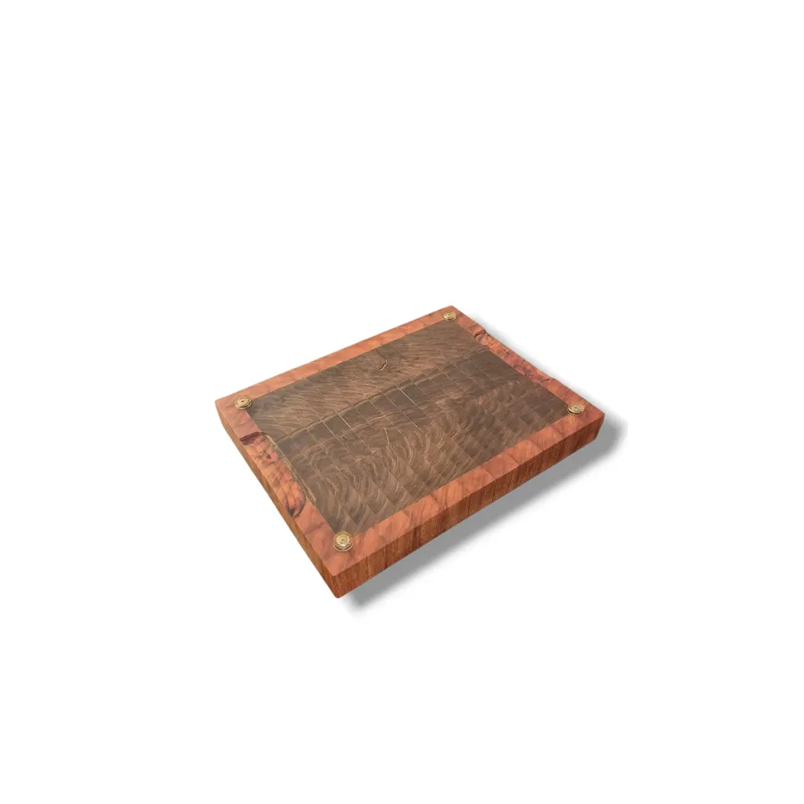 Tábua End Grain “Moldura” — Ipê-roxo e Pau-ferro (42,5 × 32,5 × 4 cm)