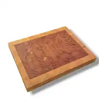 Tábua End Grain Marfim e Pau-Ferro “Moldura Clássica” 42,5×33,5×4,5 cm - imagem 1