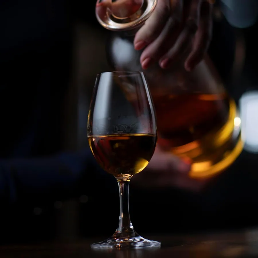 Taça Copita The Glencairn Glass para Degustação de Whisky — Glencairn Crystal