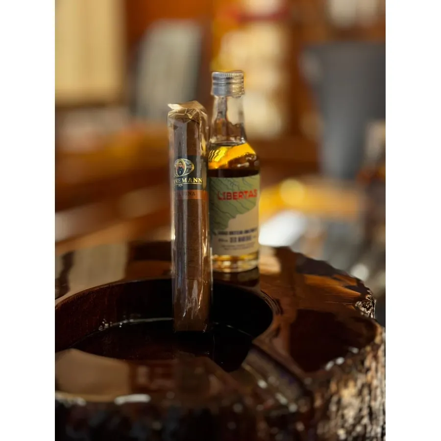 Cachaça Lamas 6 Madeiras + Charuto Dannemann Mata Fina Robusto