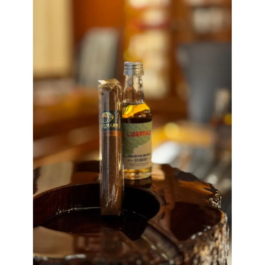 Cachaça Lamas 6 Madeiras + Charuto Dannemann Mata Fina Robusto