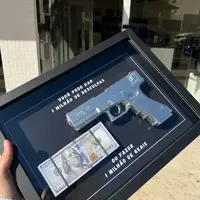 Quadro Milhão Cromado - imagem 2