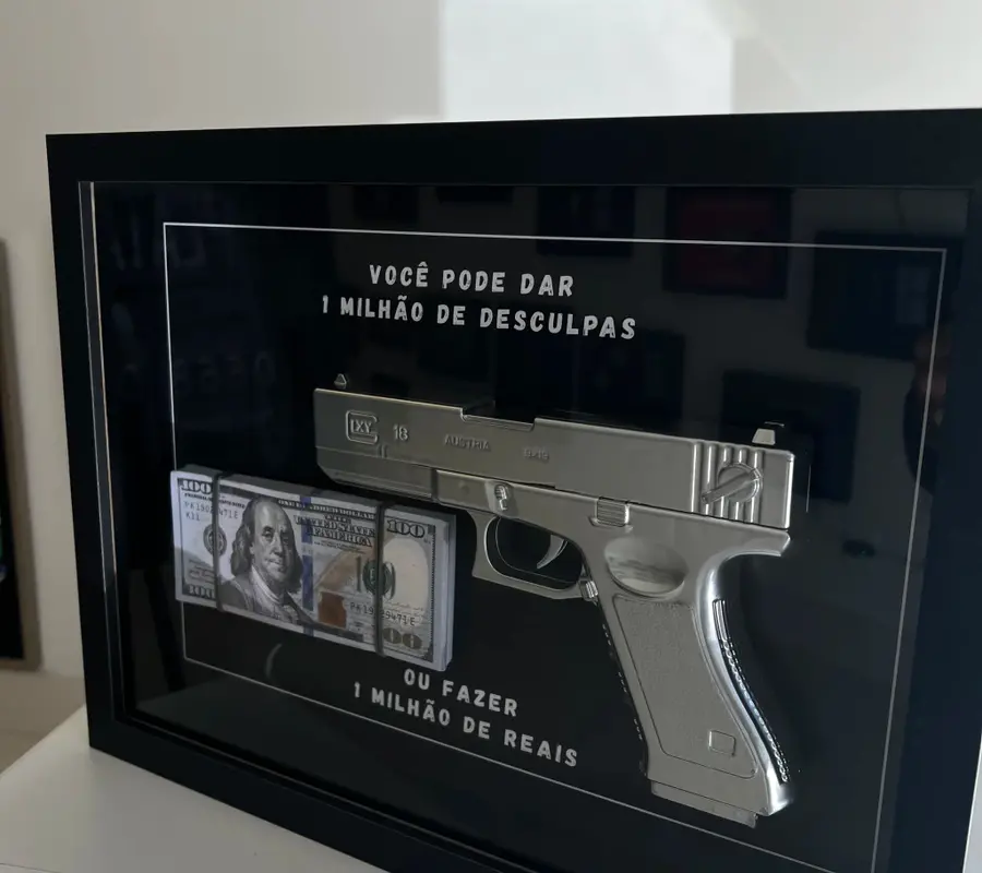 Quadro Milhão Cromado