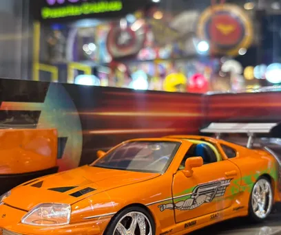 Miniatura Brian's Toyota Supra - Velozes e Furiosos 