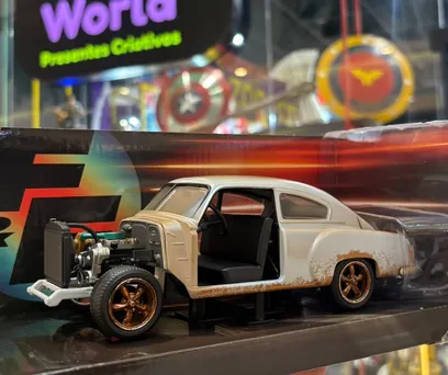 Miniatura Dom's Chevrolet Fleetline - Velozes e Furiosos 