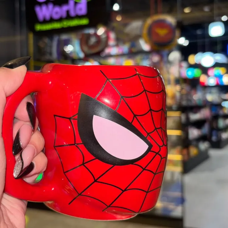 Caneca 3D Homem-Aranha - Marvel
