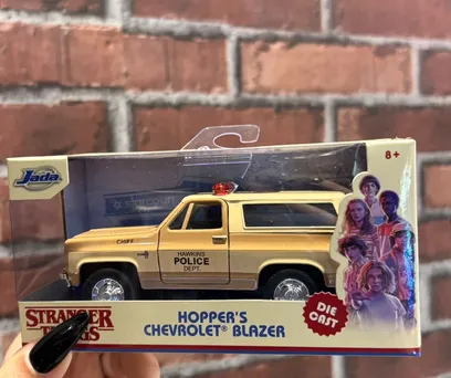 Miniatura Hopper's Chevrolet Blazer – Stranger Things 